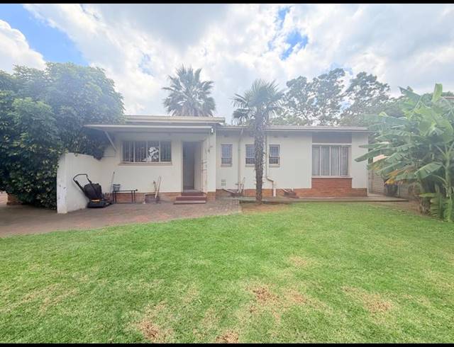 9 BEDROOM HOUSE FOR SALE IN VANDERBIJLPARK CE 5
